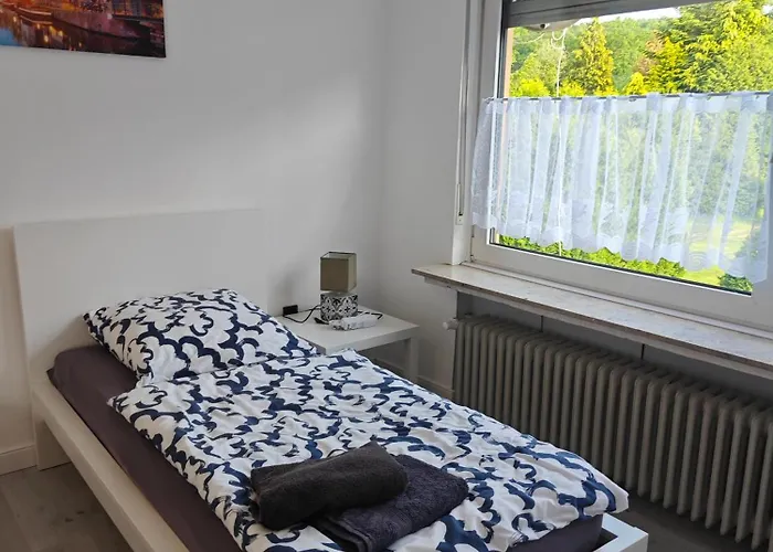 Appartamento Haus 2 Etagen Garten 1 Badezimmer,1 Gaeste Wc 200 Qm 5 Betten Gehoben Mit Garten