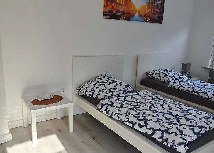 Haus 2 Etagen Garten 1 Badezimmer,1 Gaeste Wc 200 Qm 5 Betten Gehoben Mit Garten * Kreuztal