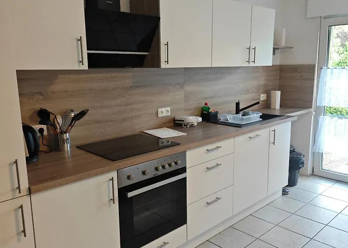 Appartamento Haus 2 Etagen Garten 1 Badezimmer,1 Gaeste Wc 200 Qm 5 Betten Gehoben Mit Garten