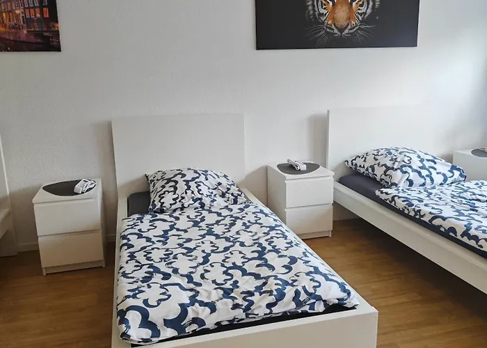 Haus 2 Etagen Garten 1 Badezimmer,1 Gaeste Wc 200 Qm 5 Betten Gehoben Mit Garten Appartamento Kreuztal