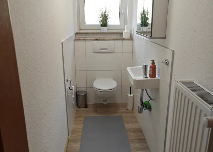 Appartamento Haus 2 Etagen Garten 1 Badezimmer,1 Gaeste Wc 200 Qm 5 Betten Gehoben Mit Garten Kreuztal